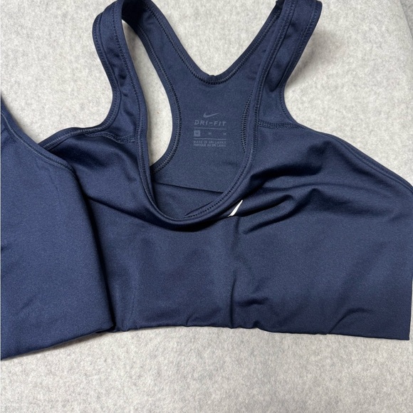 2 Nike Sports Bra Women’s Training Medium Navy Blue Collegiate Team issued - Picture 4 of 6